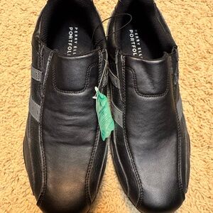 Perry Ellis Men's Black and Gray Sneakers brand new